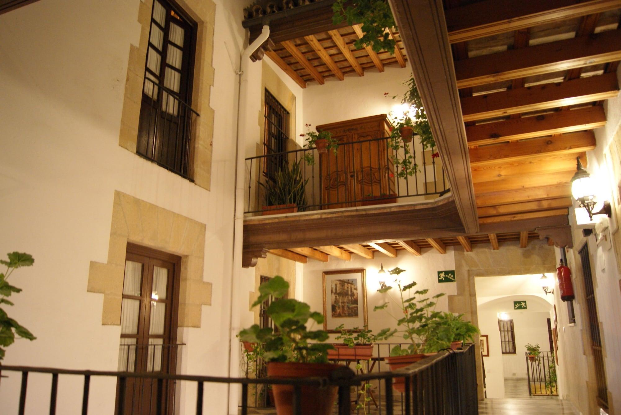 Casa Palacio De Leones Apartamento El Puerto de Santa María