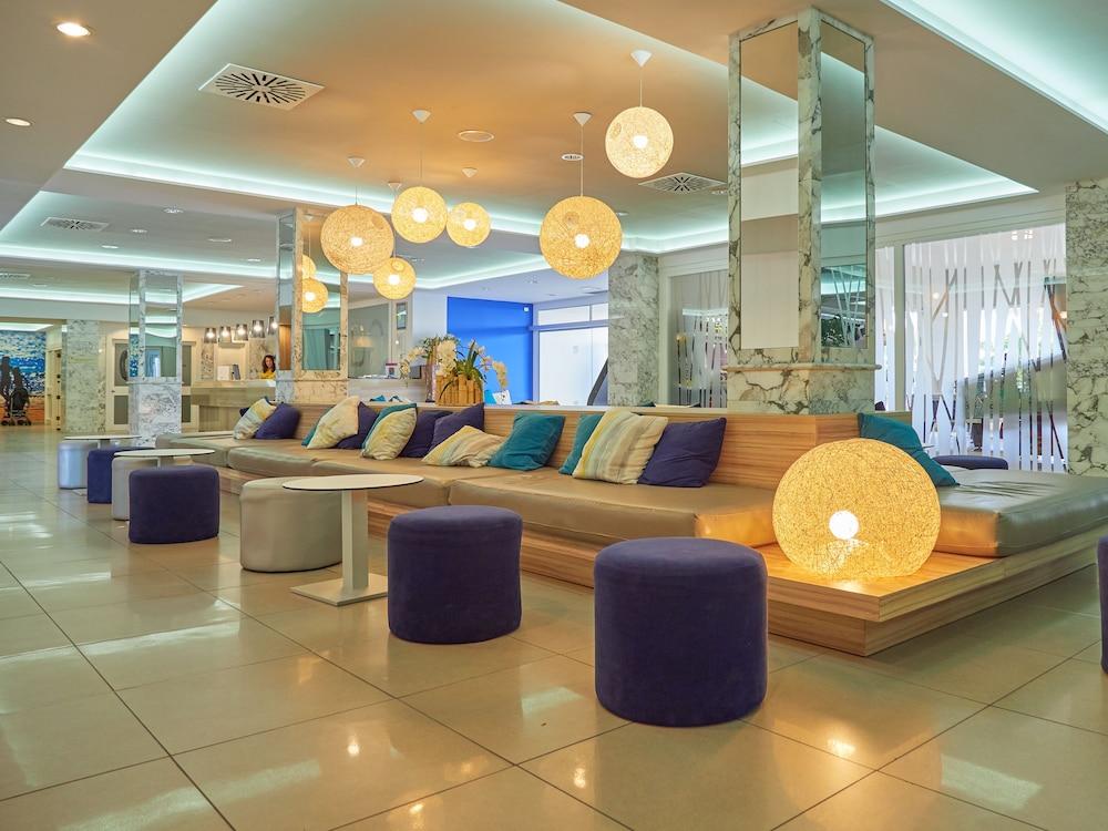 Bq Delfin Azul Hotel