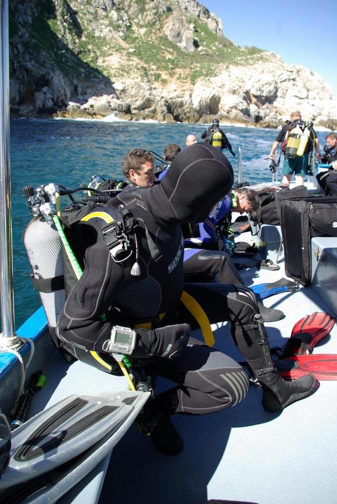 Hotel & Diving Les Illes 3*