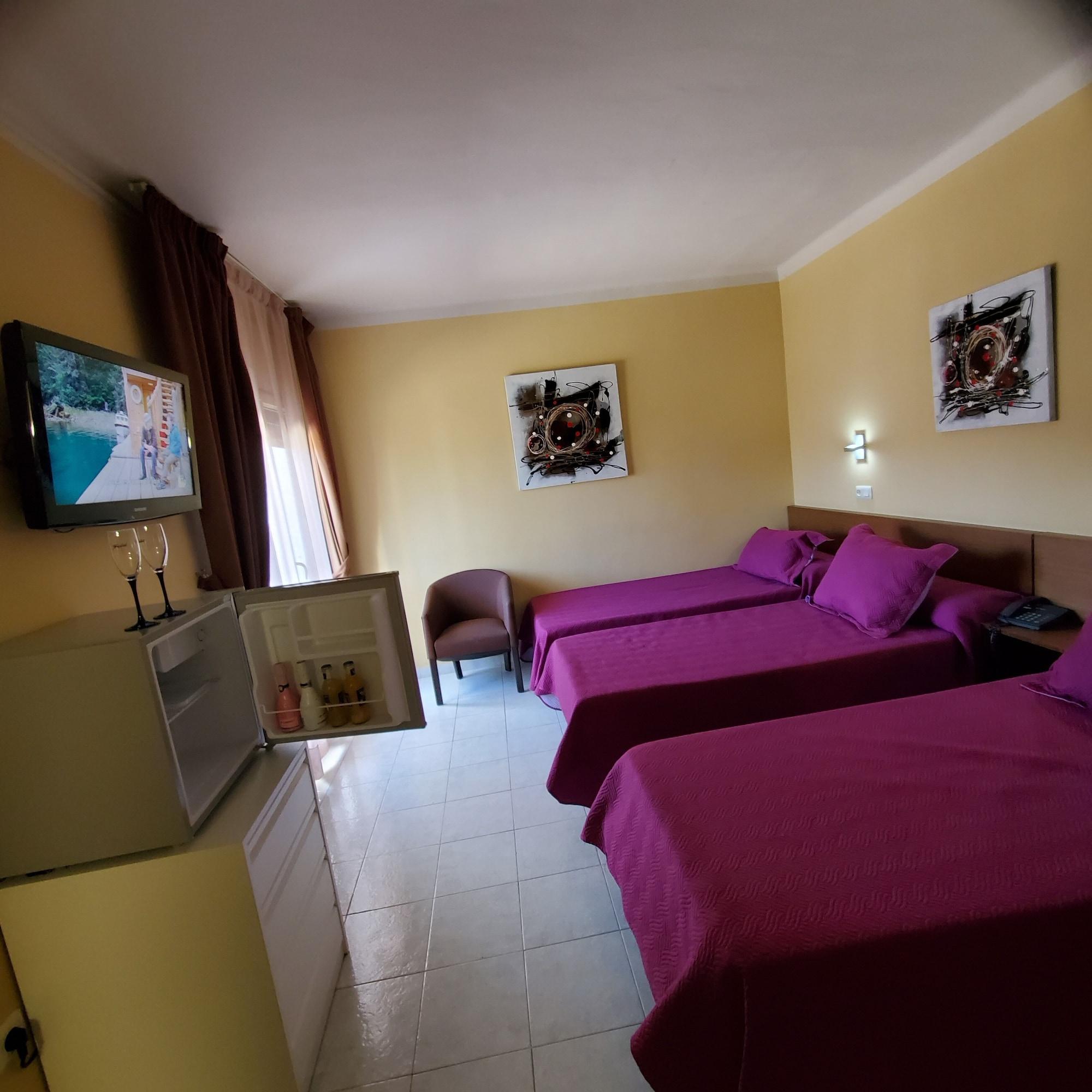 Ampuria Hotel