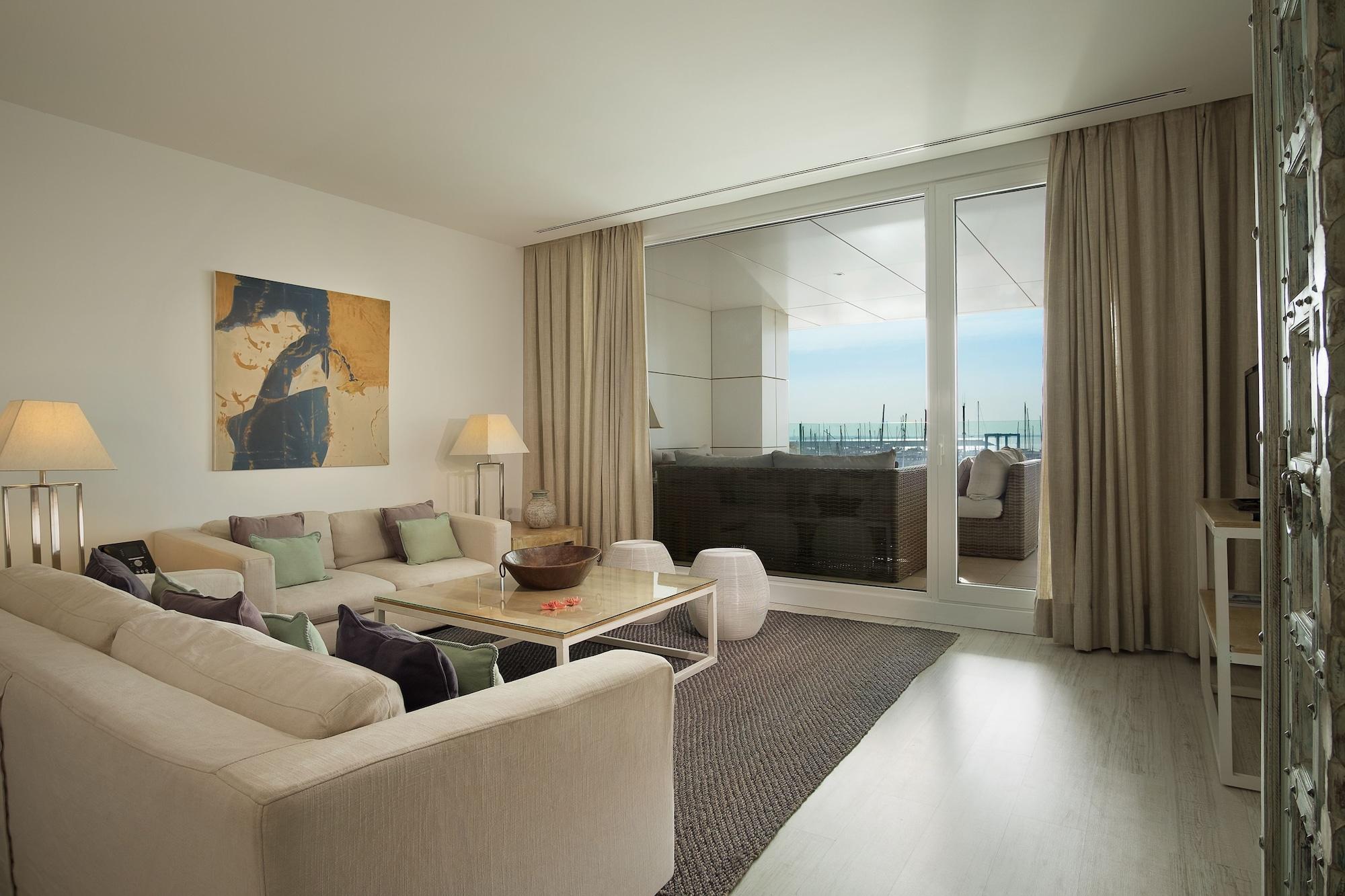 Puerto Sherry Apartahotel
