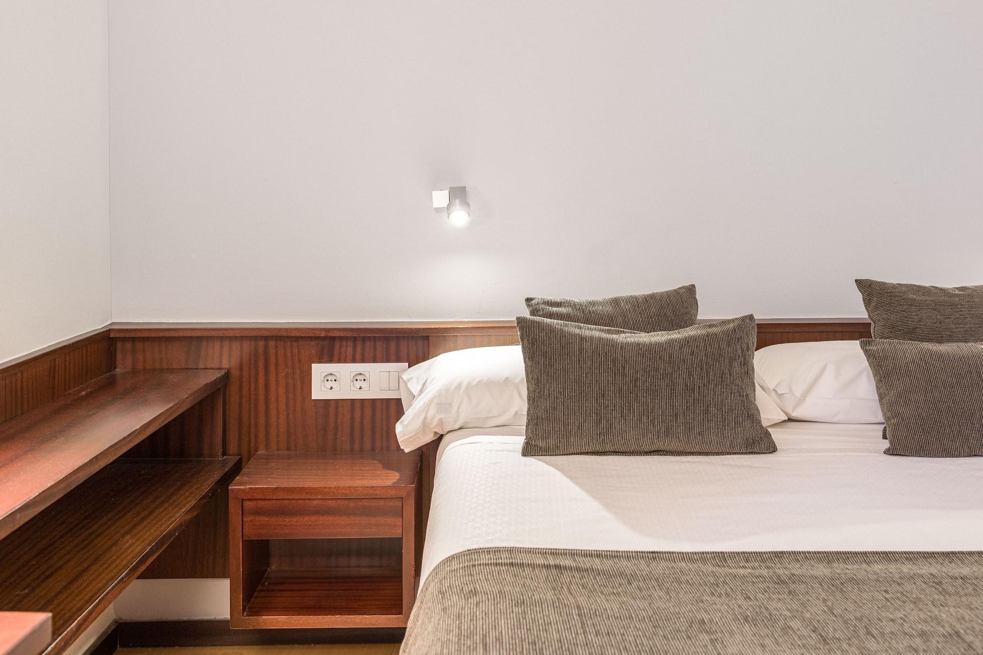 Emporda 4*