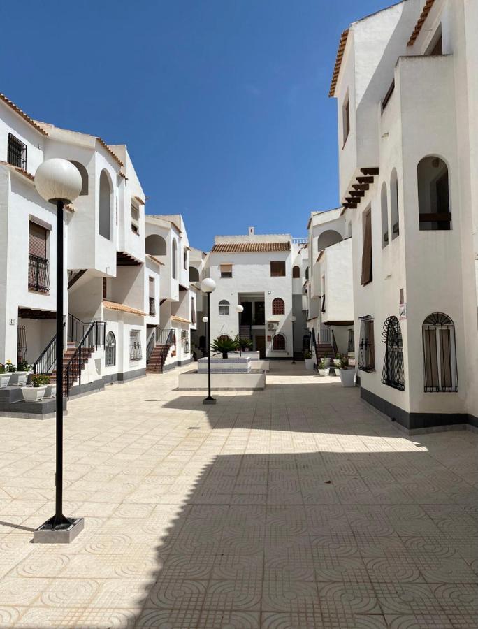 El Paraiso, 1 Bedroom 300m From The Sea