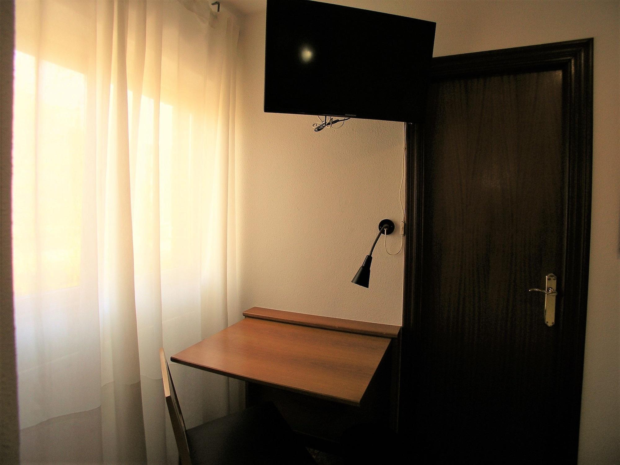 Iraipe Gorbea Auto Check-in Hotel