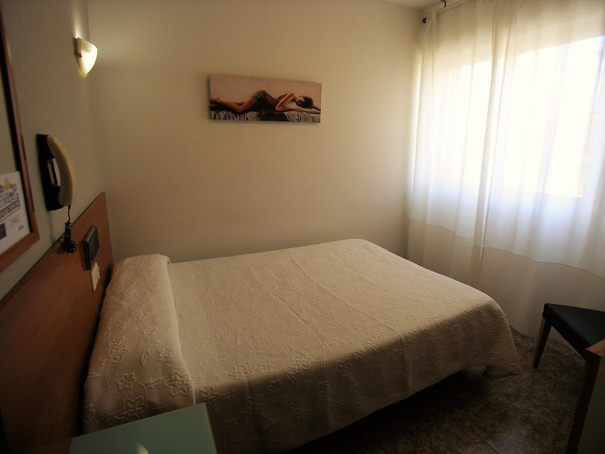 Iraipe Gorbea Auto Check-in Hotel Vitoria-Gasteiz