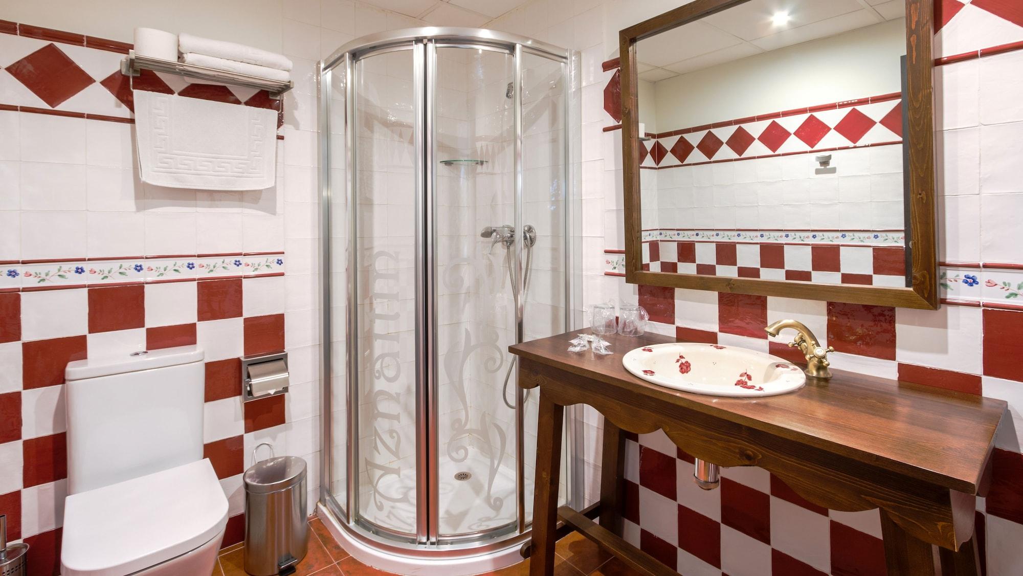 Aznaitin Guest house