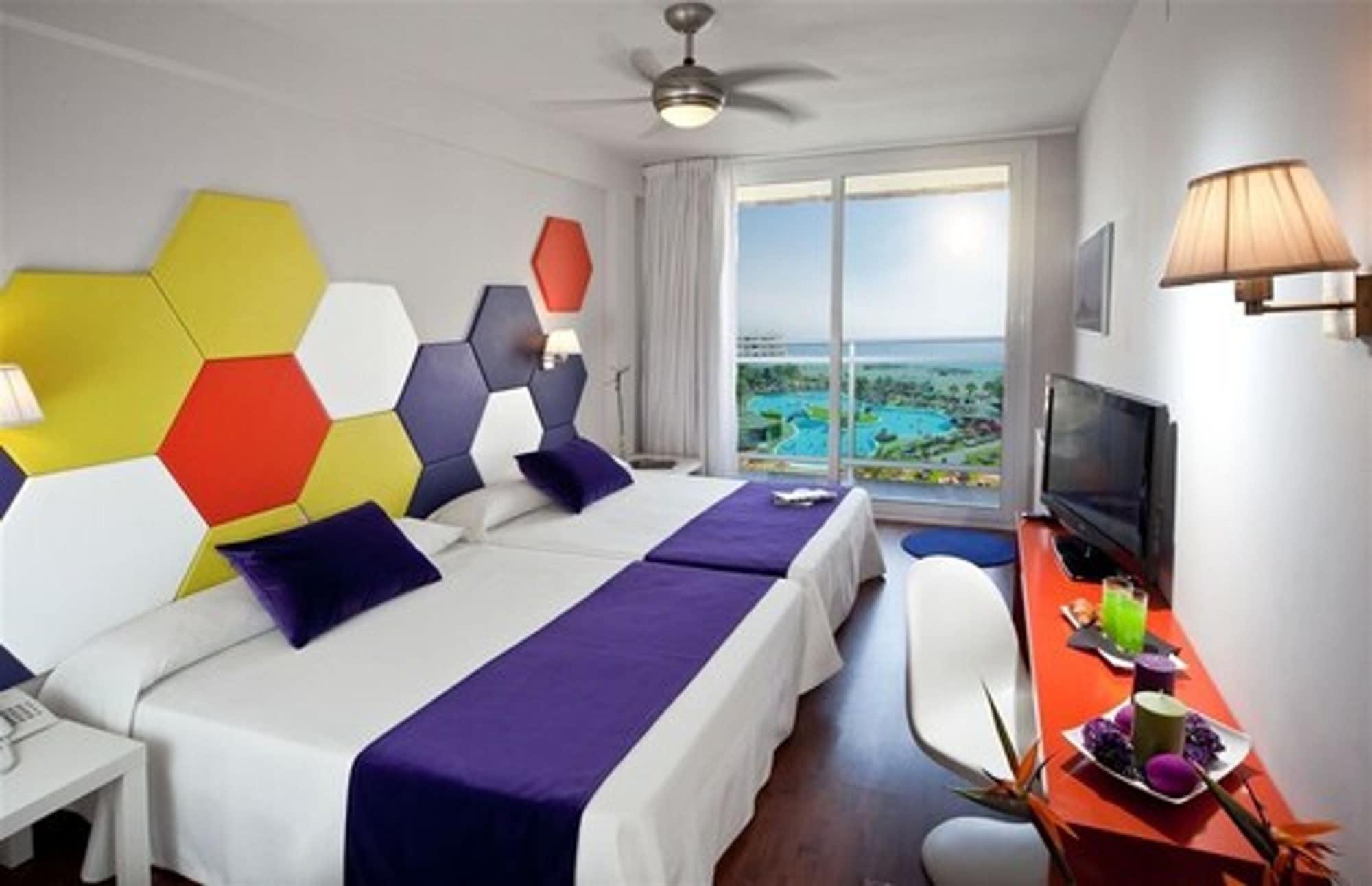 Resort Evenia Zoraida 4*