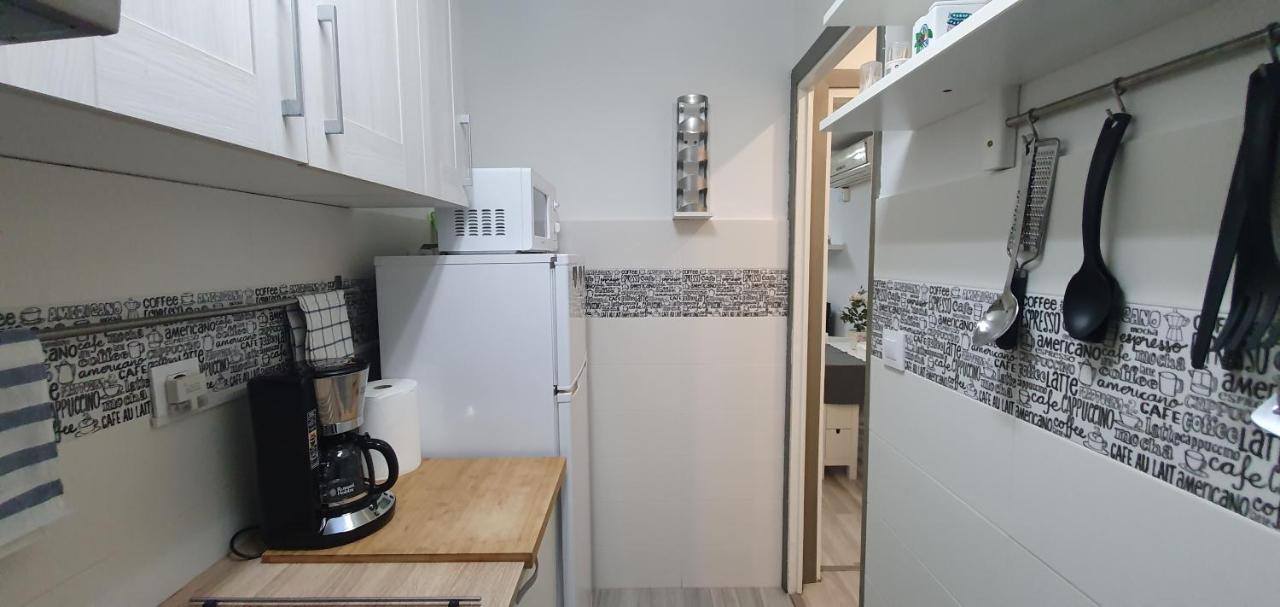 B O D Collblanc Apartment