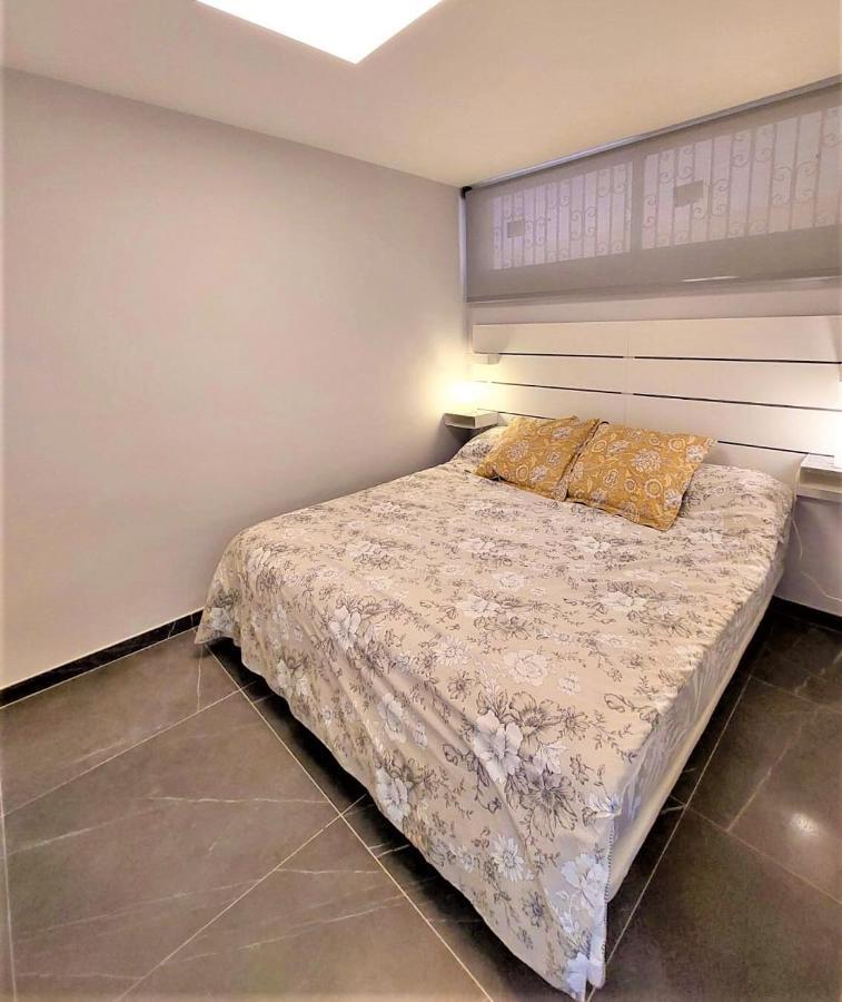 Apto El Faro Puerto Deportivo Apartment Marbella