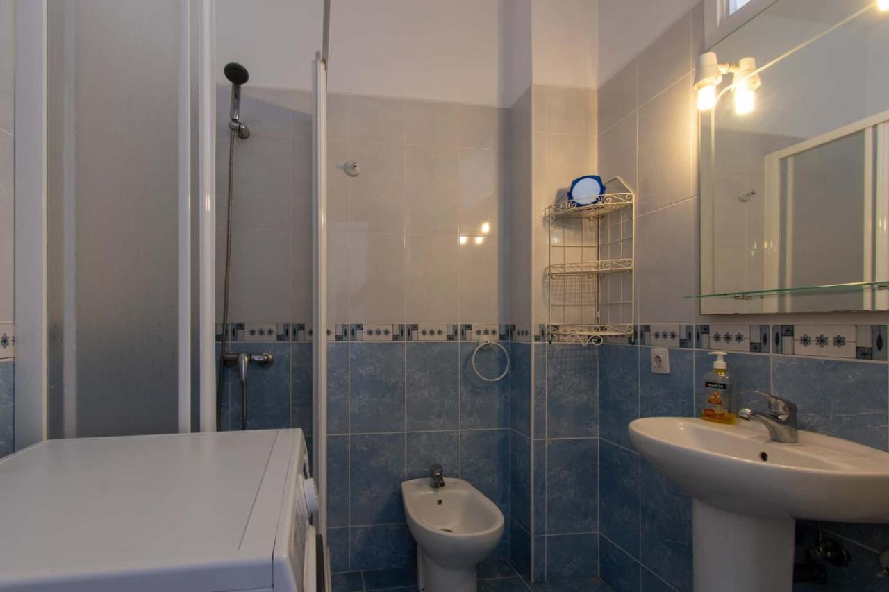 Virginia 1 Bed