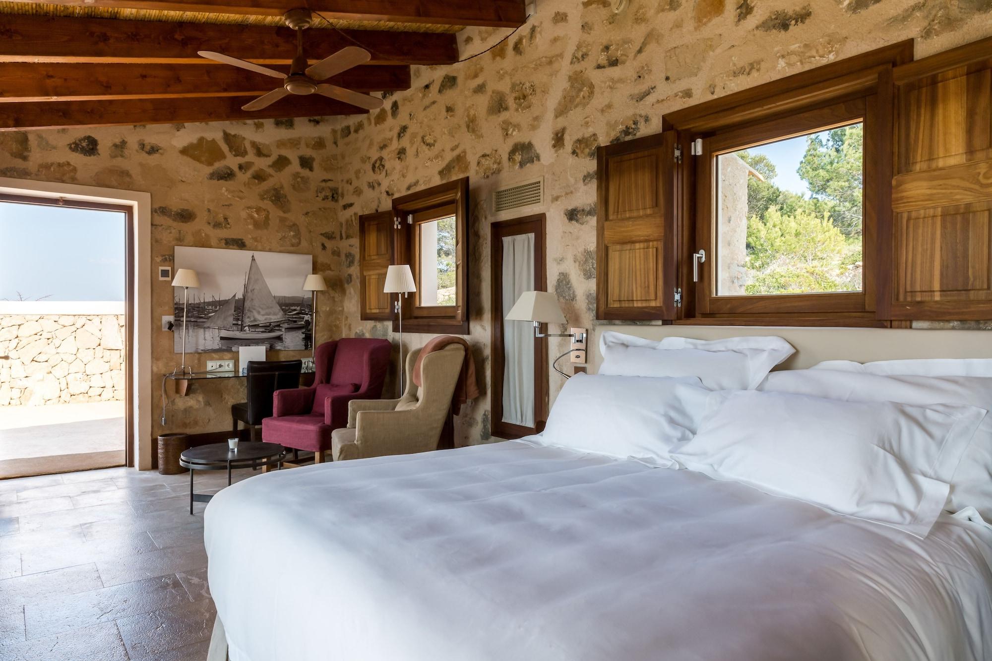 Cap Rocat, A Small Luxury Of The World 5* Cala Blava (Mallorca)