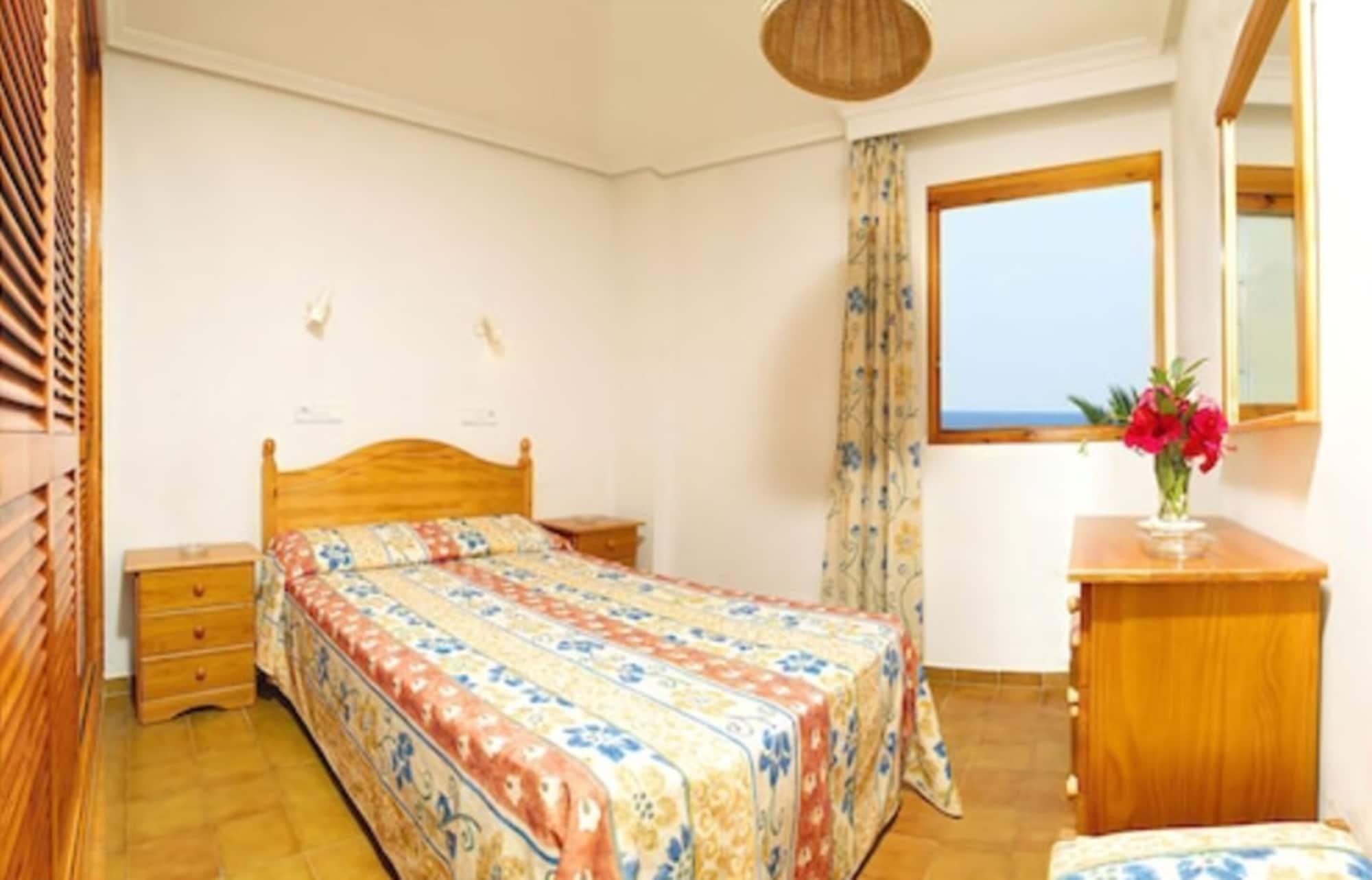 Apartahotel Line Bon Sol - Ab Group
