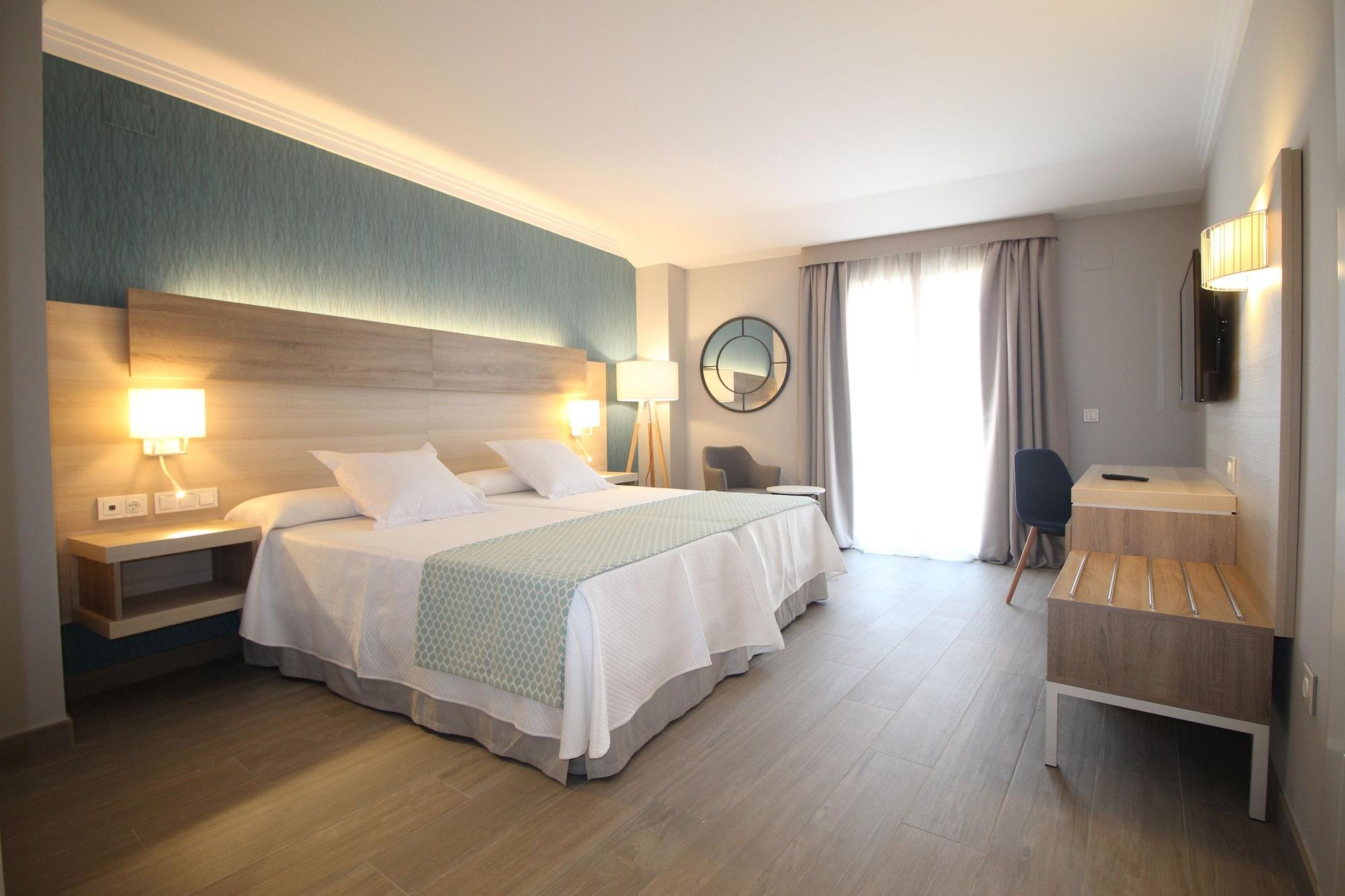 Hotel Puerta Del Mar Nerja