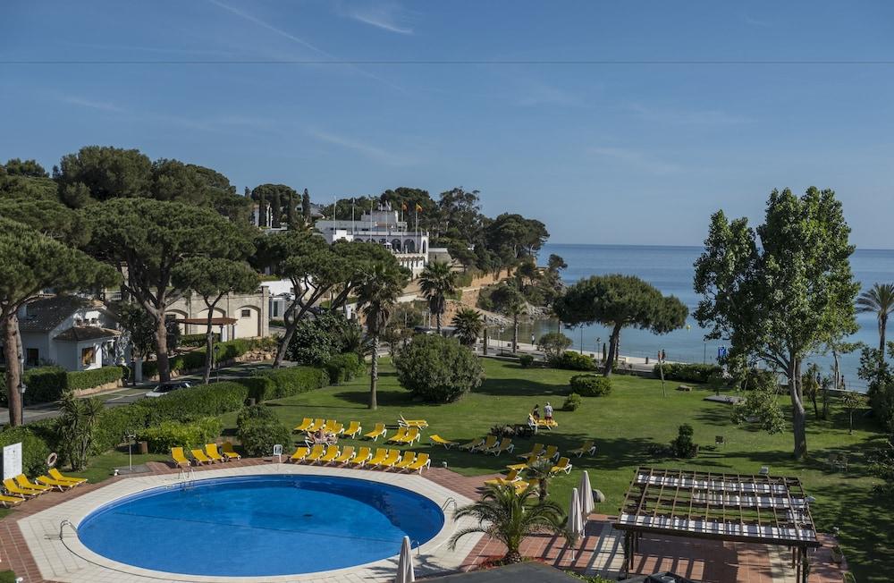 Hotel & Wellness