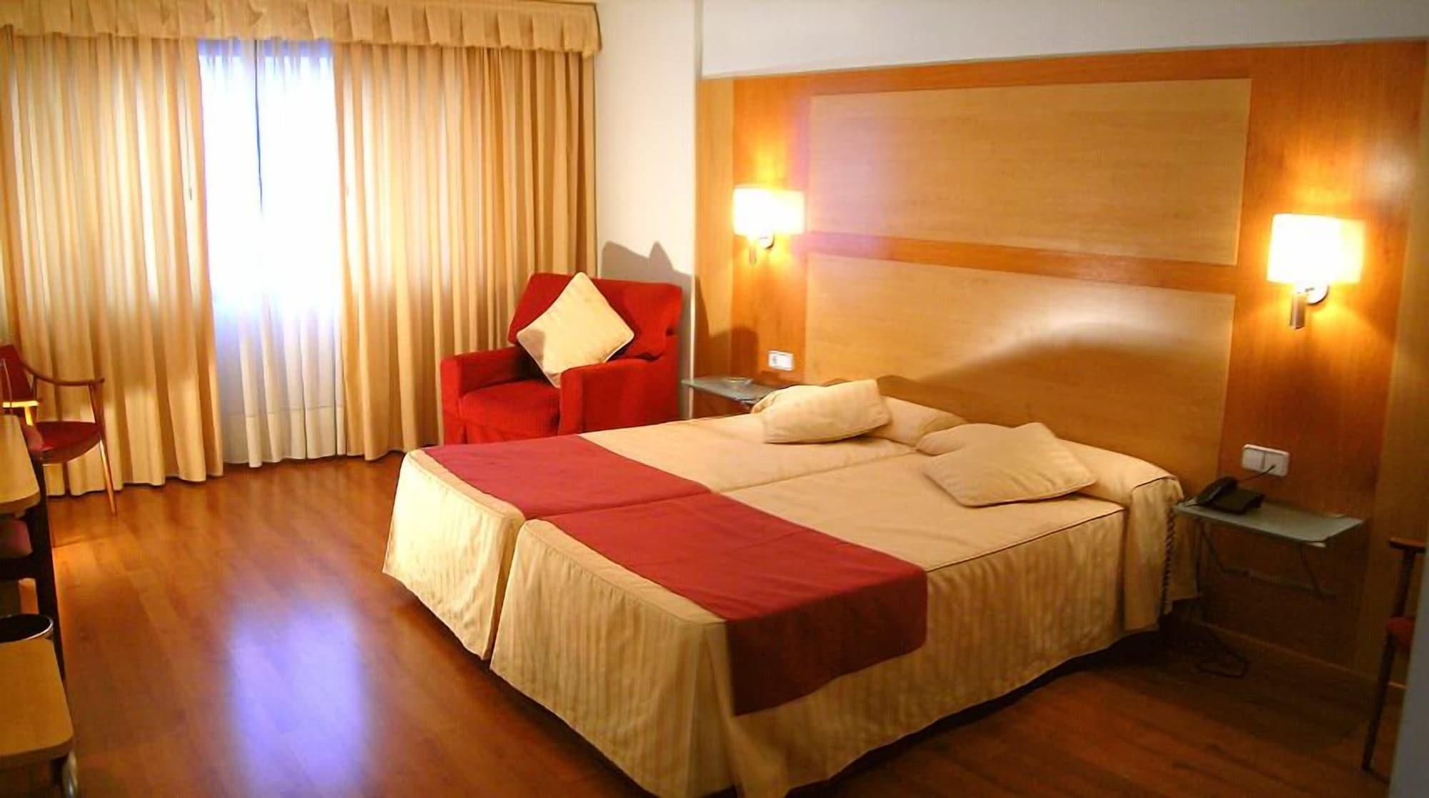 Reconquista Hotel