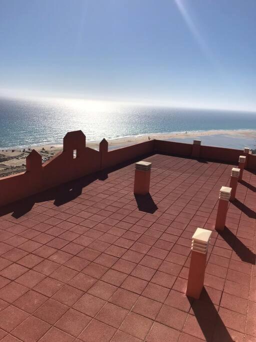 Front With Stunning Ocean Views! Apartment *
