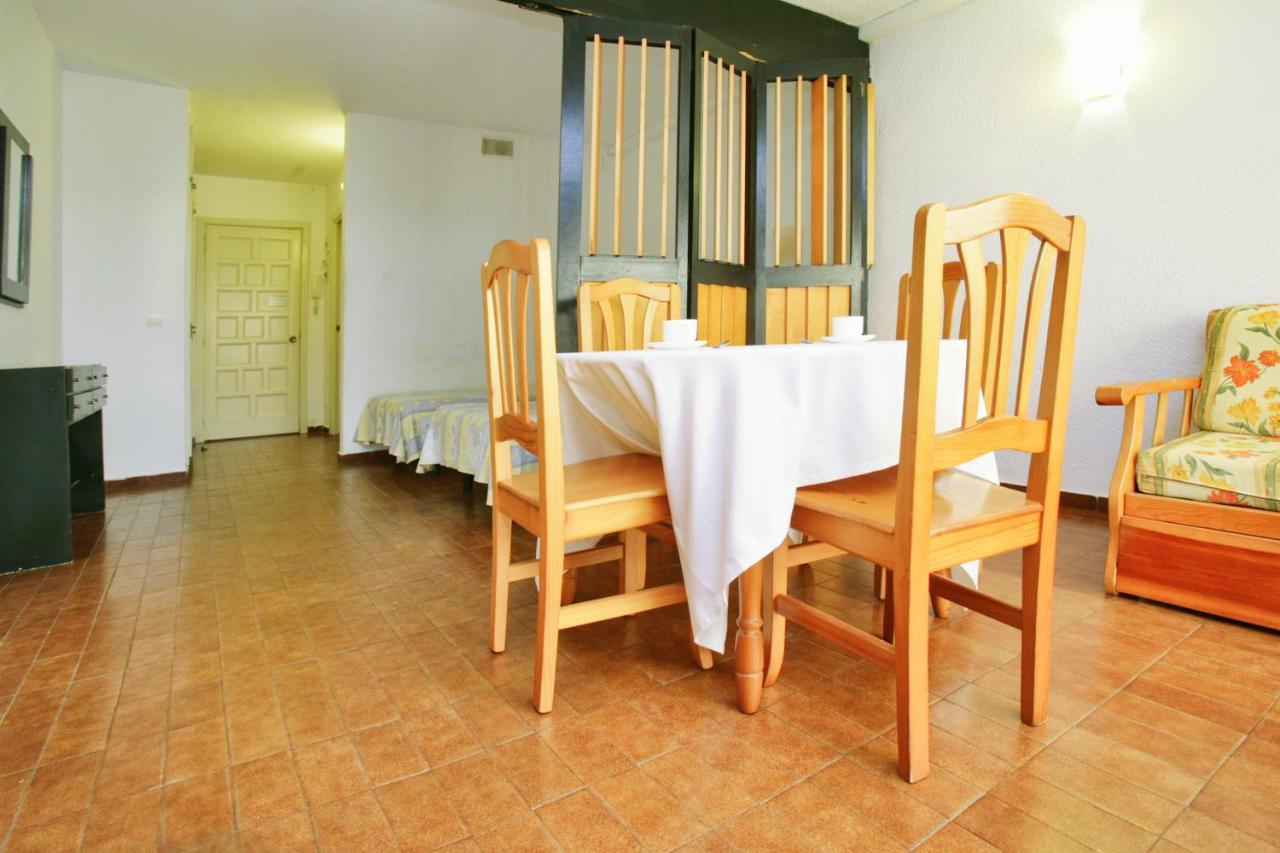 Apartment Alboran Study *