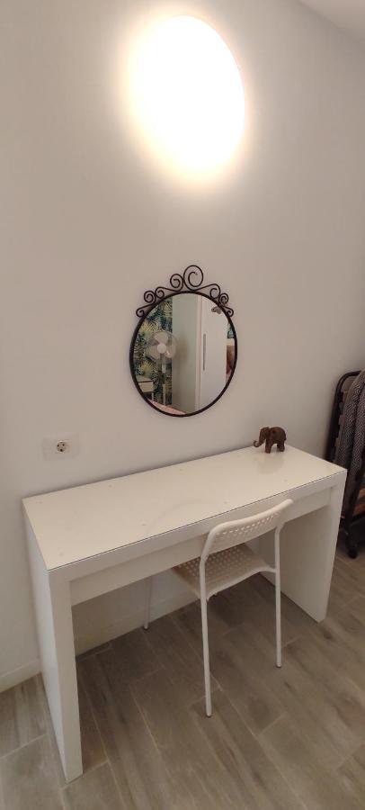 Ideal In The South Of Tenerife Apartment *