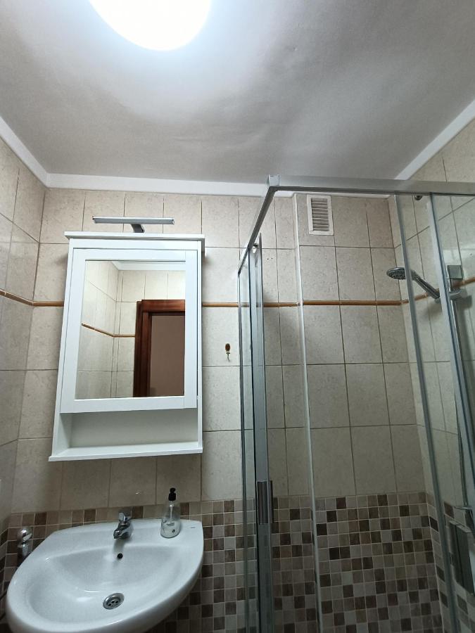 Puerta 6 Apartment *