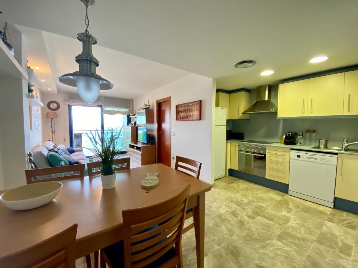 Precios A Primera Linia De Mar Apartment Palamos