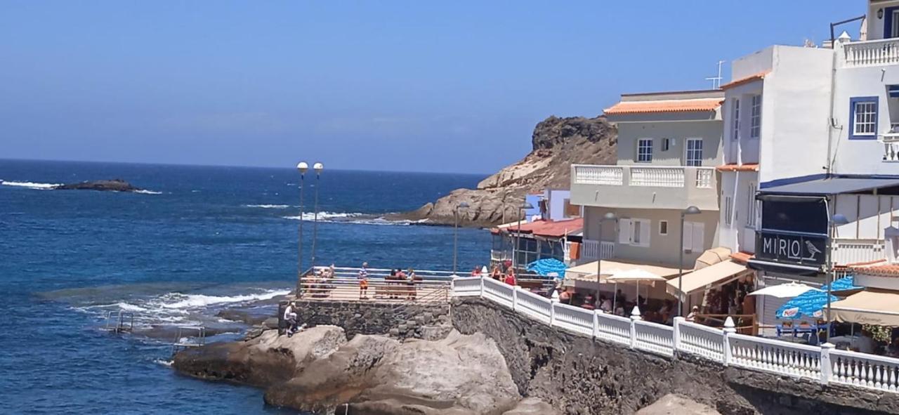 Spacious Just Few Steps Of The Ocean In La Caleta