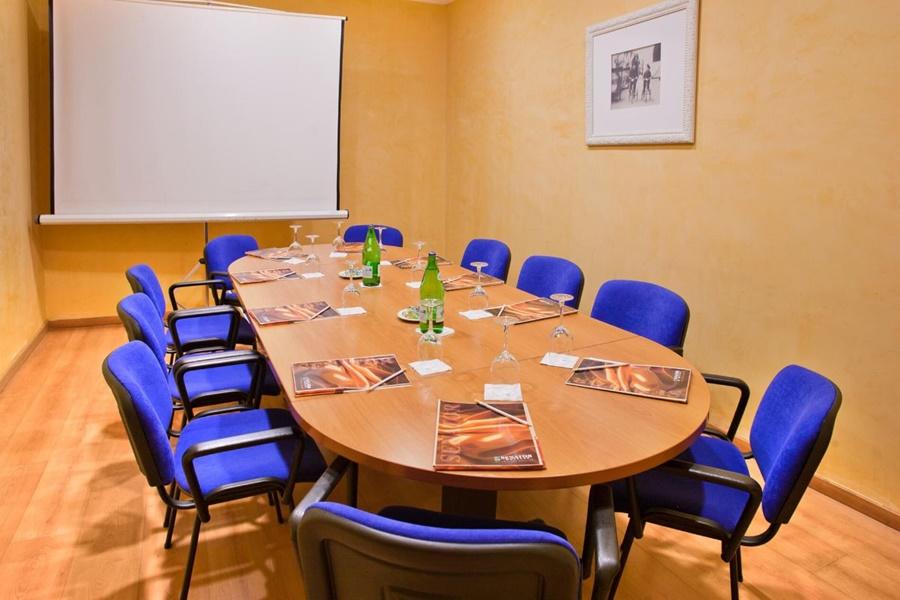 Ilunion Les Corts Hotel