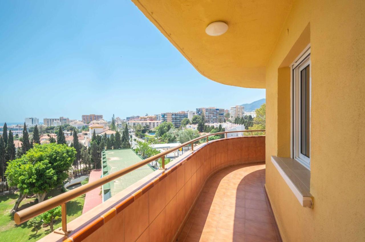 El Rocío En La Playa De Cariluela Apartamento Torremolinos