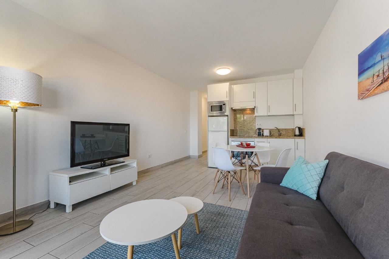 Apartment 303. Modern, Sunny Ifonche With Wifi Costa Adeje (Tenerife)