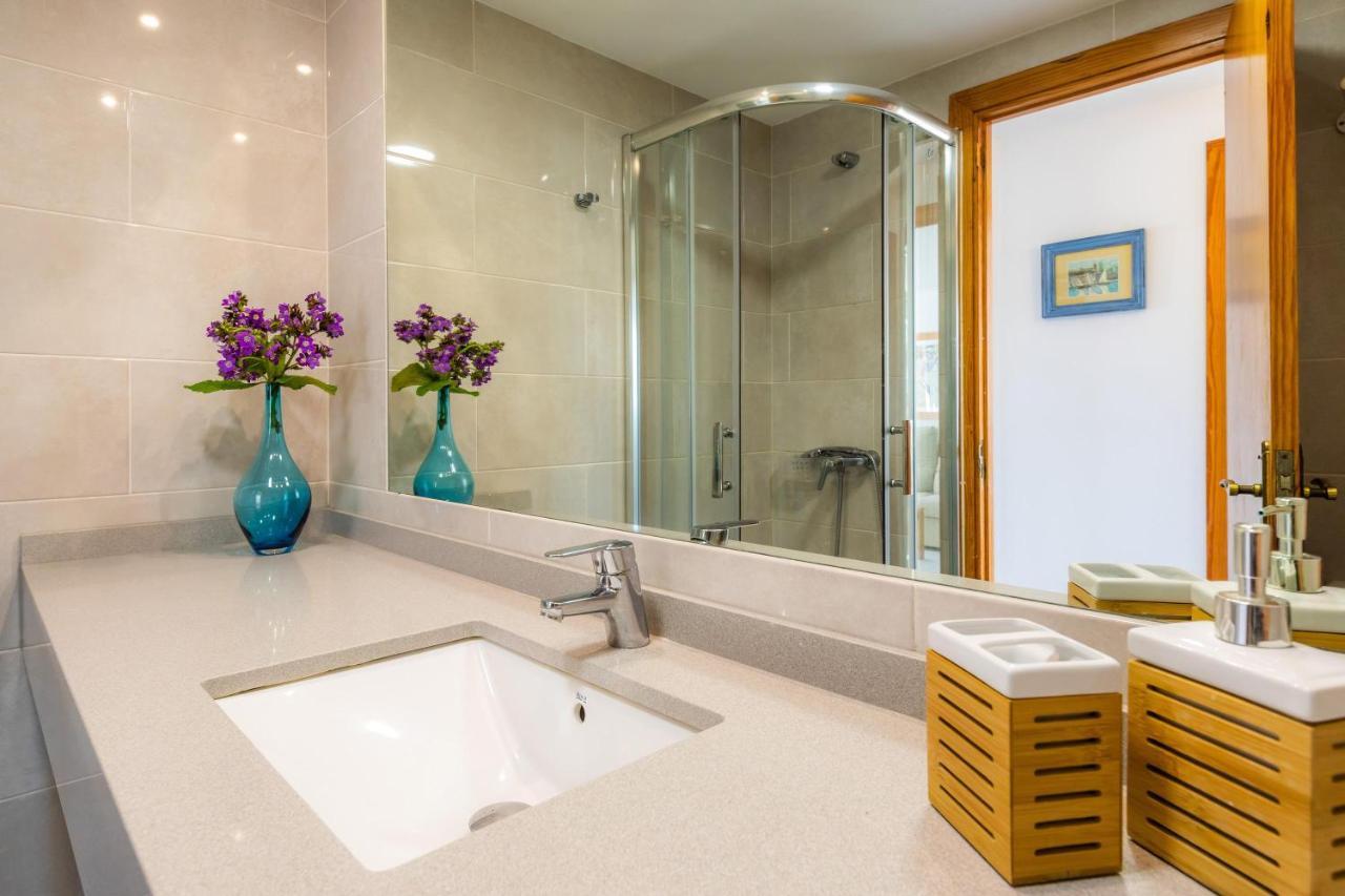 Apartment La Veleta With Sea View Port de Pollenca
