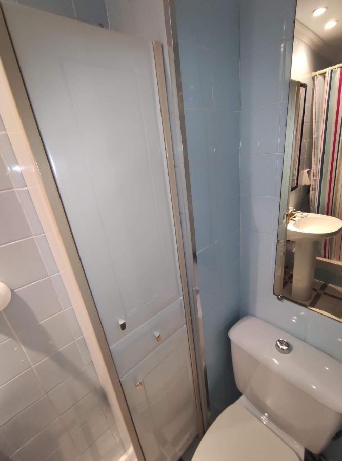 Amplio Piso Junto A Playa Victoria Apartamento *