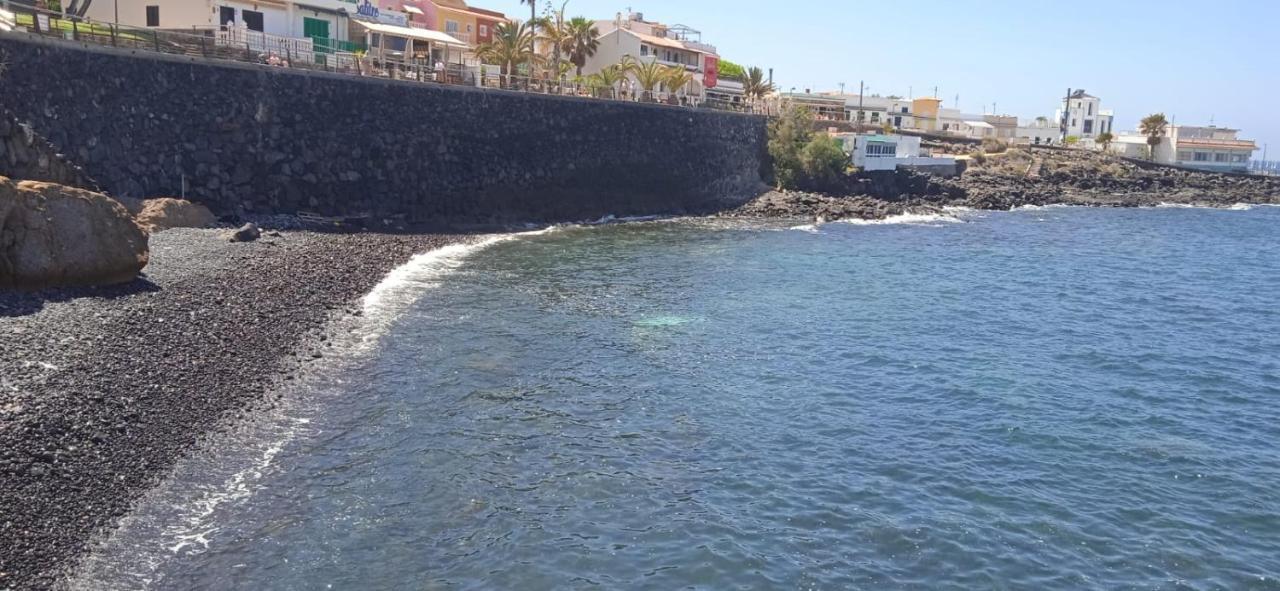Spacious Just Few Steps Of The Ocean In La Caleta