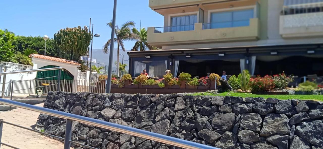 Spacious Just Few Steps Of The Ocean In La Caleta