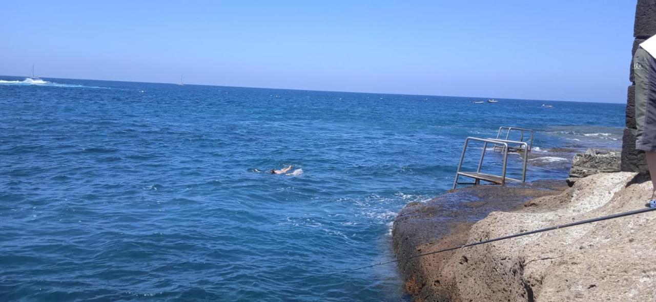Spacious Just Few Steps Of The Ocean In La Caleta Costa Adeje (Tenerife)