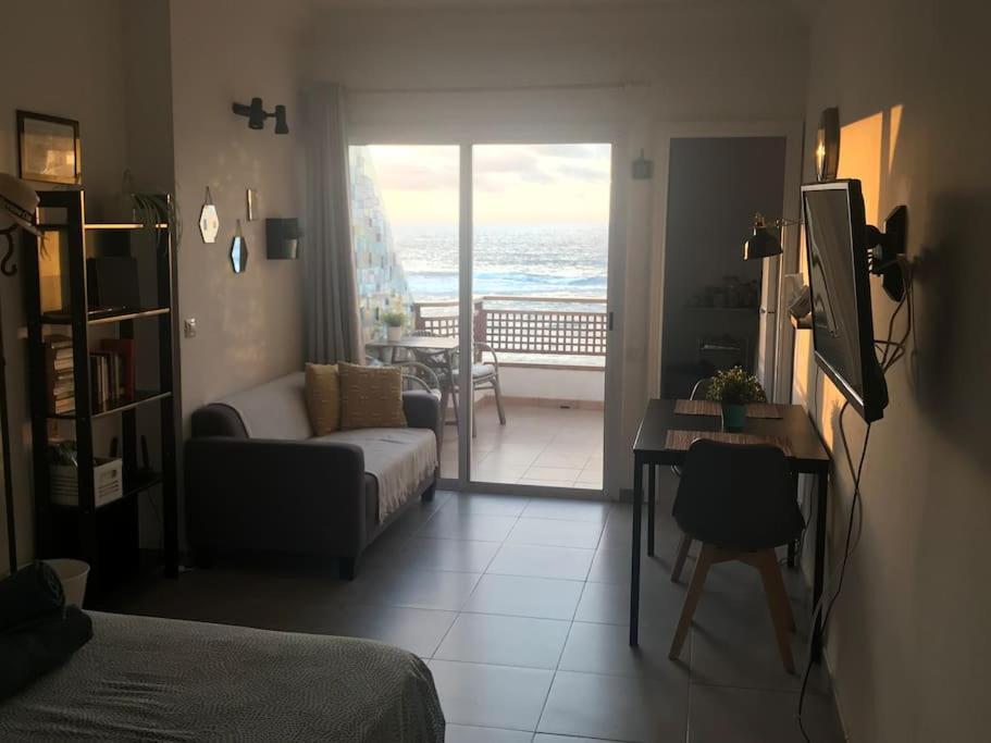 Sunrise-sunset Amazing Seaviews Canteras Apartment