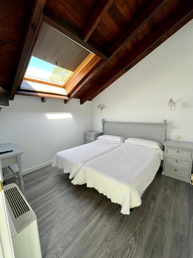 Maria 3*
