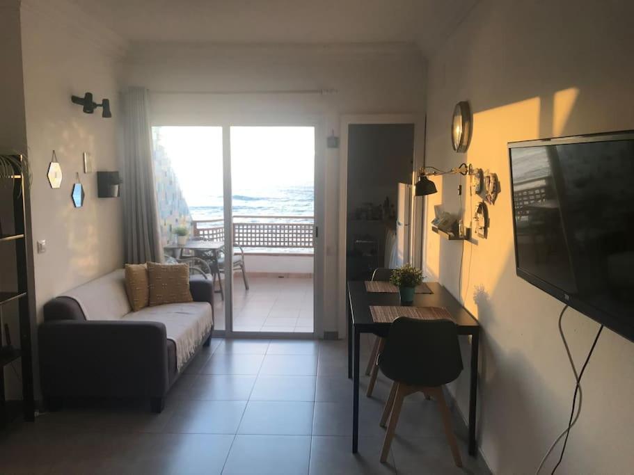 Sunrise-sunset Amazing Seaviews Canteras Apartment
