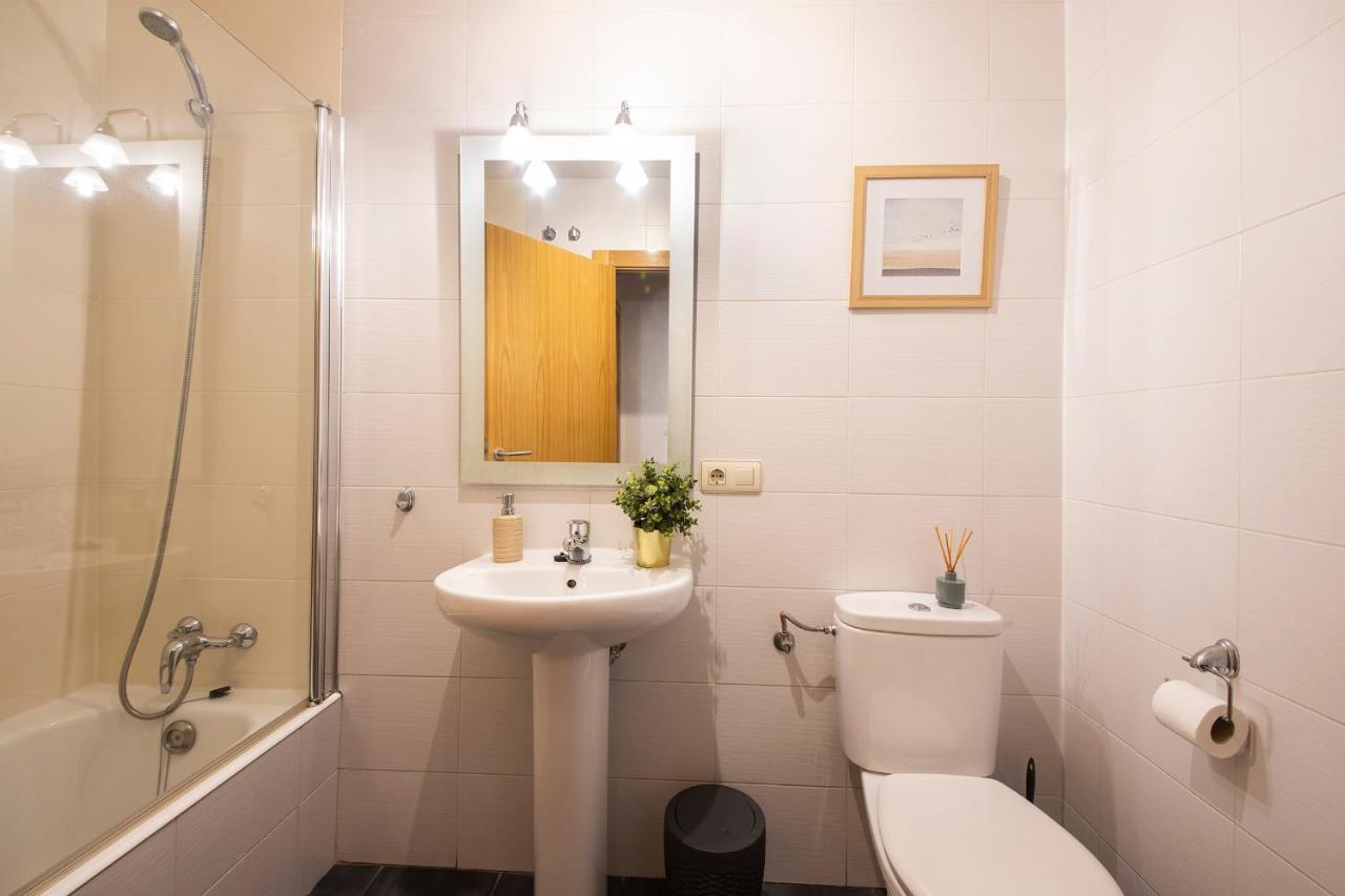Apartamento Legazpi, Amplio, Moderno Y Céntrico