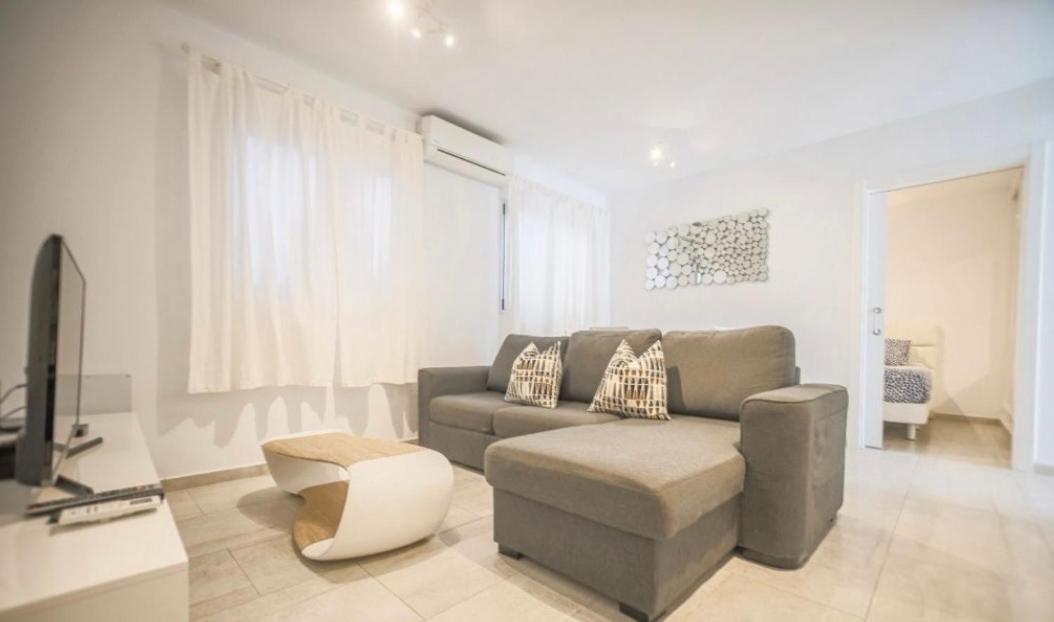 Apartment 7a Riviera Park *