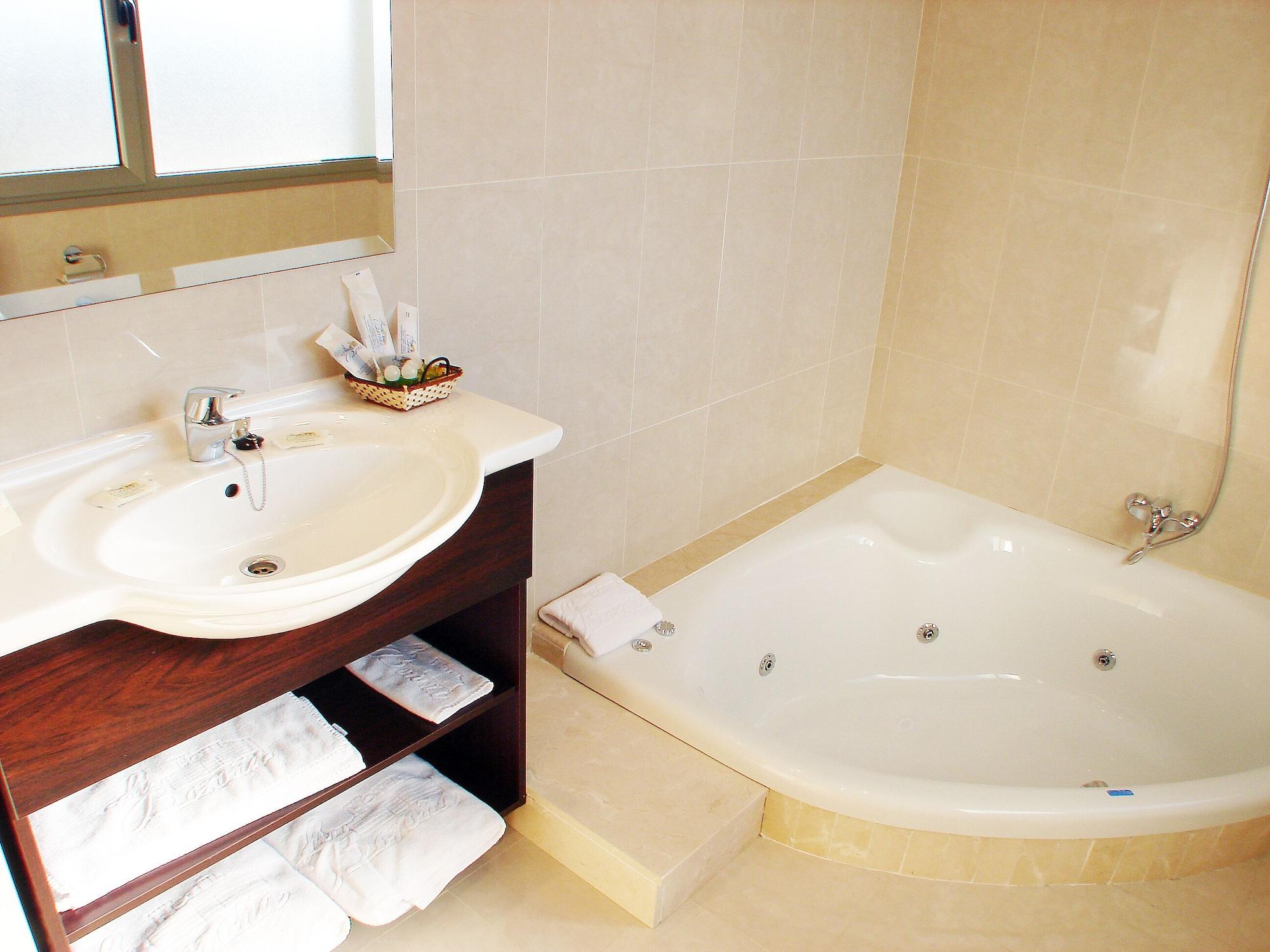 La Borona 4*