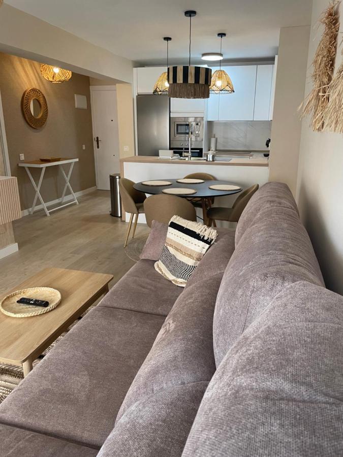 Apartment Piso Centrico En Calle Luis Vives 1,