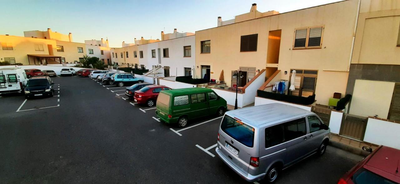 Duplex Espacioso, Tranquilidad, Barbacoa Y Supermercado Al Lado