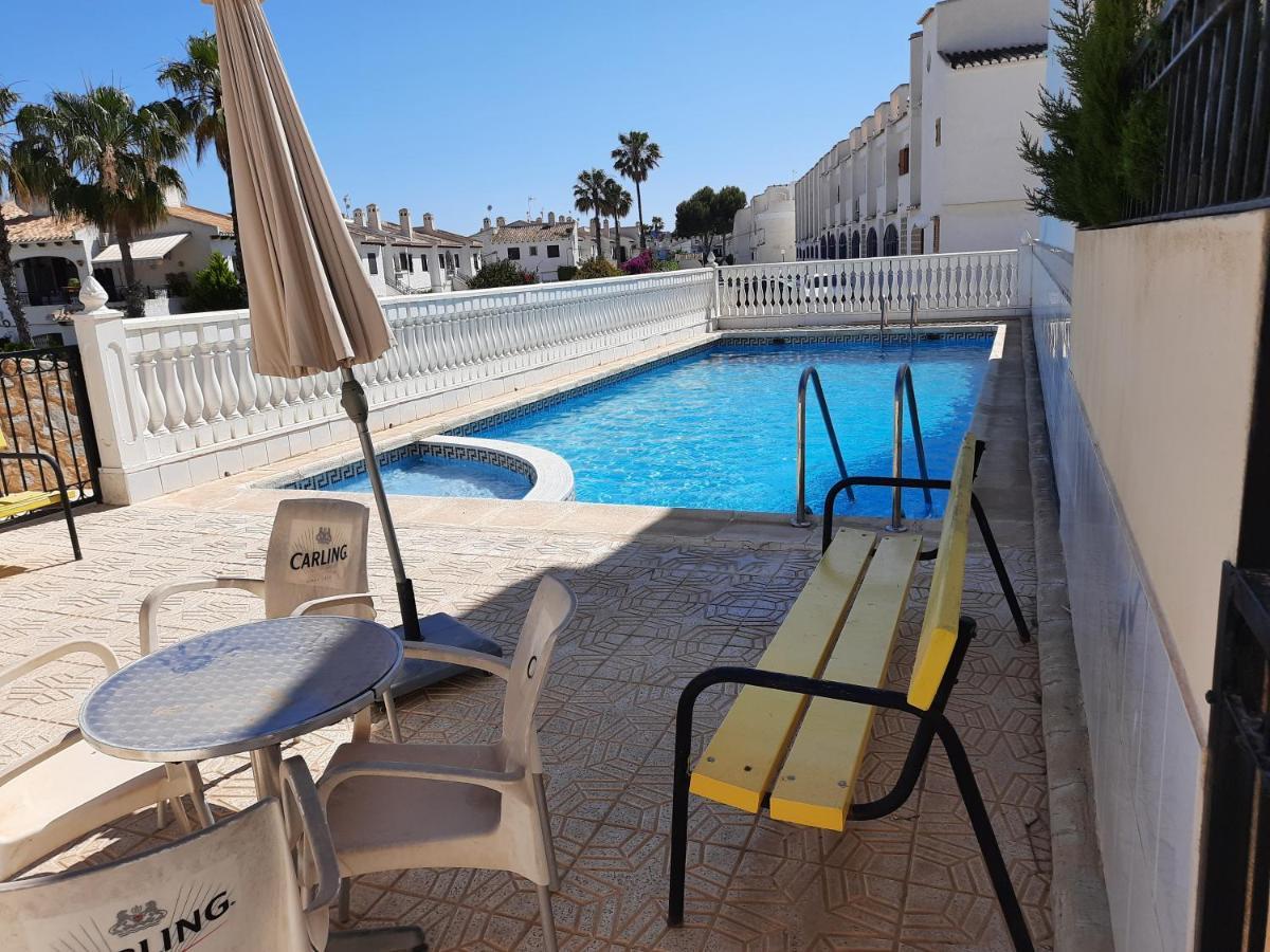 Espanhouse Playa Townhouse In La Zenia Close To The Сasa de vacaciones *
