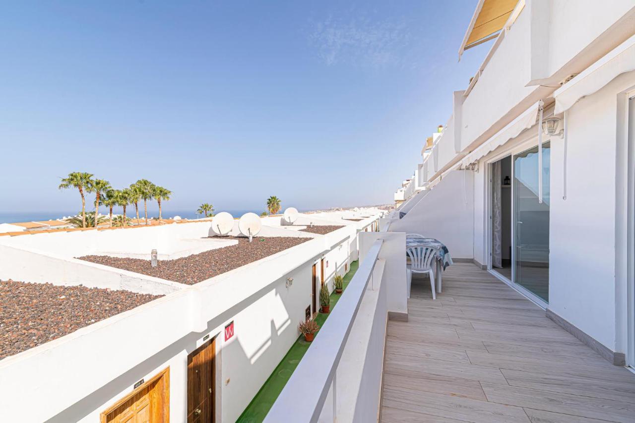 Sun View - Island Village Heights Apartment *