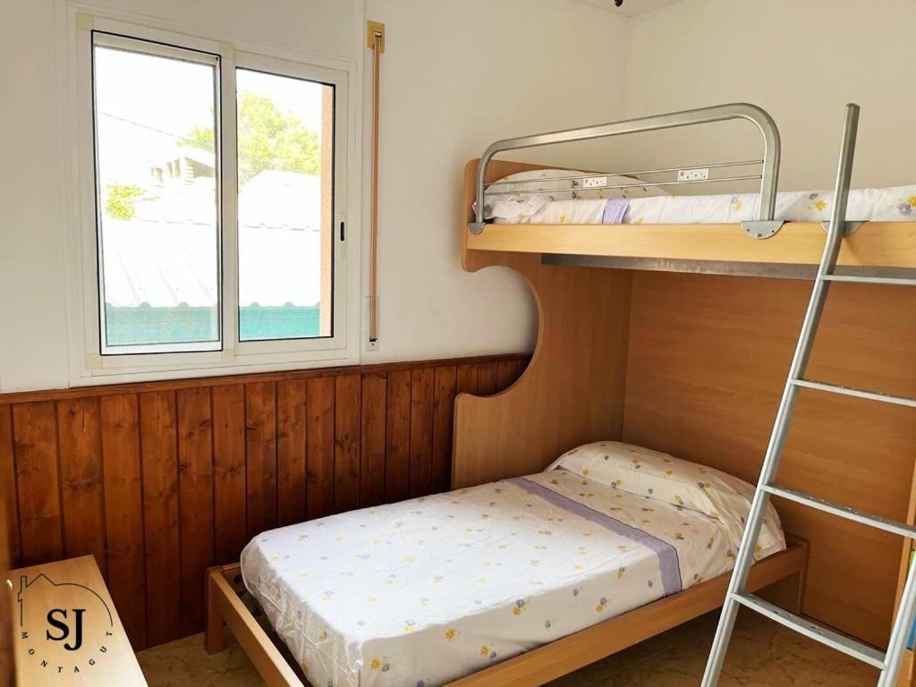 Agradable Casa Con Piscina En