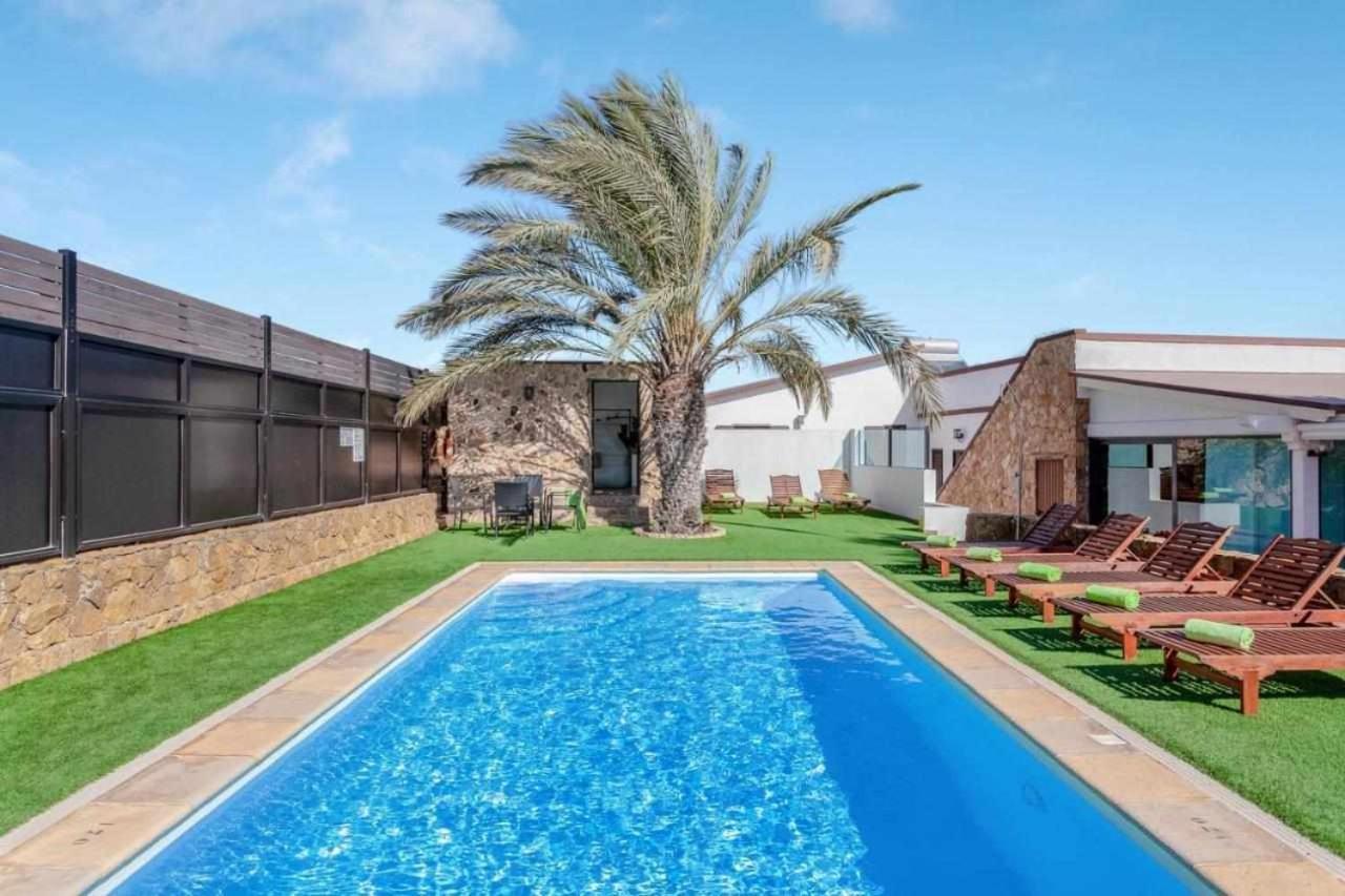 Cobas Con Piscina Y Privada