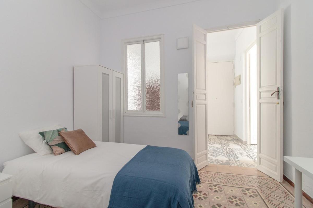 C11 - Cosy 7 Bedrooms In Plaza Merced *