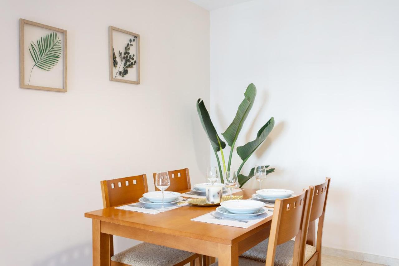 Vivienda Vacacional En Caletillas Piscina &wifi