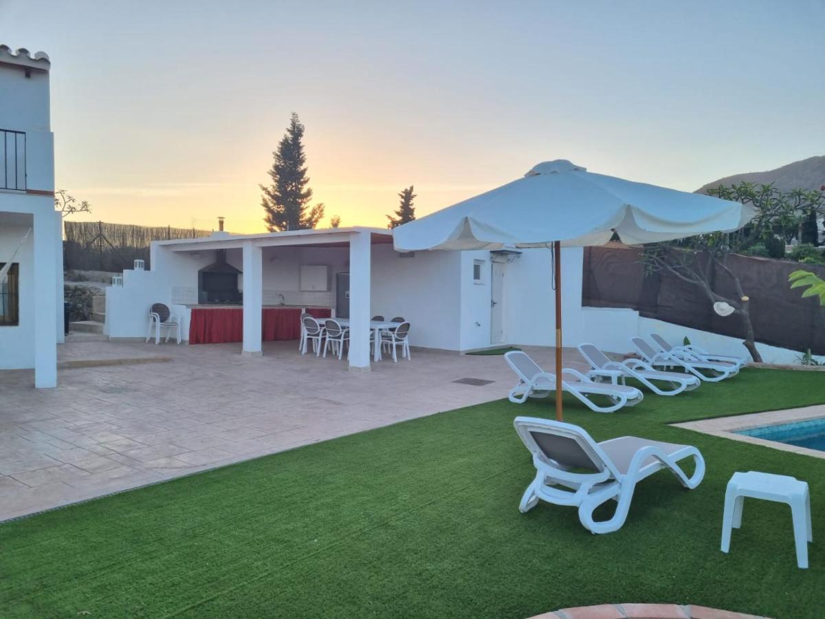 Valenzuela Country house *