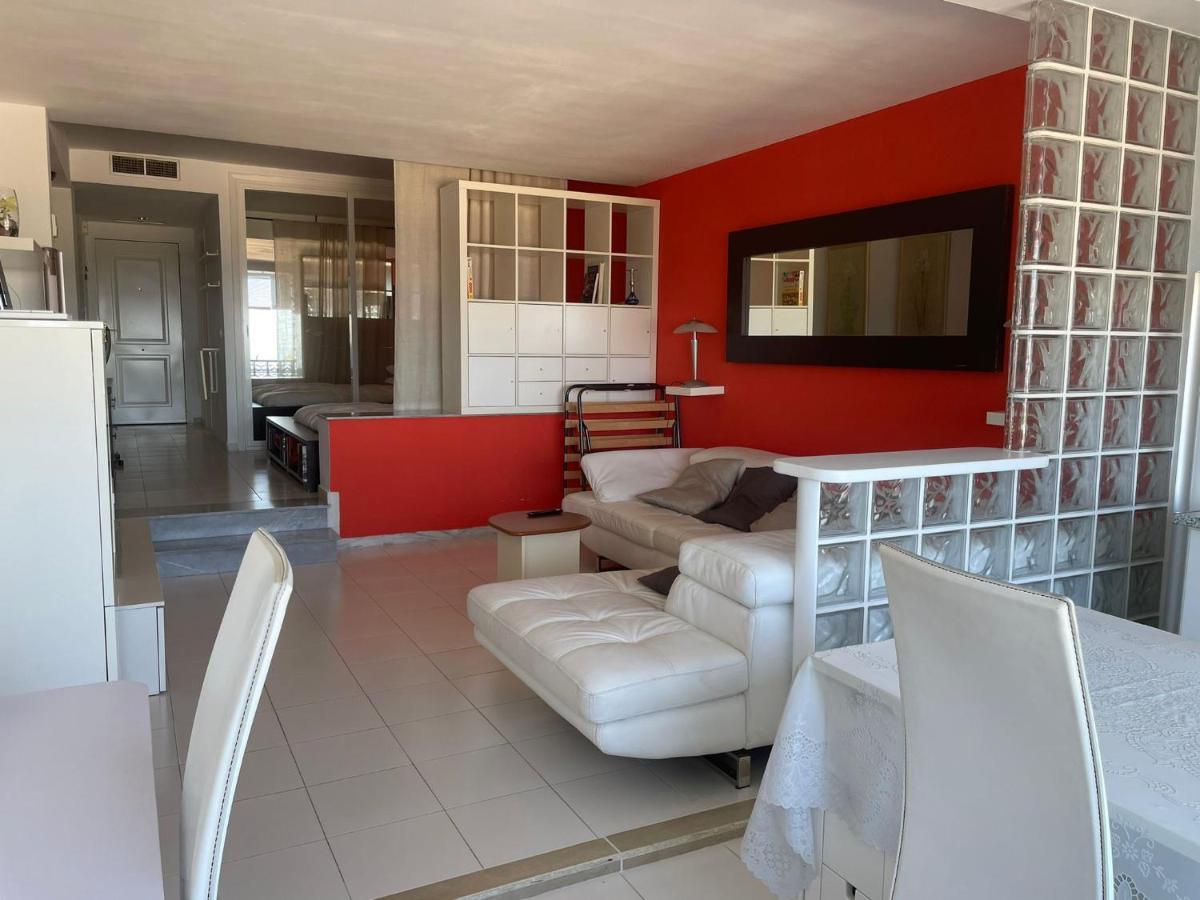 Apartamento Precioso Estudio En Zona Residencial Miraflores Málaga