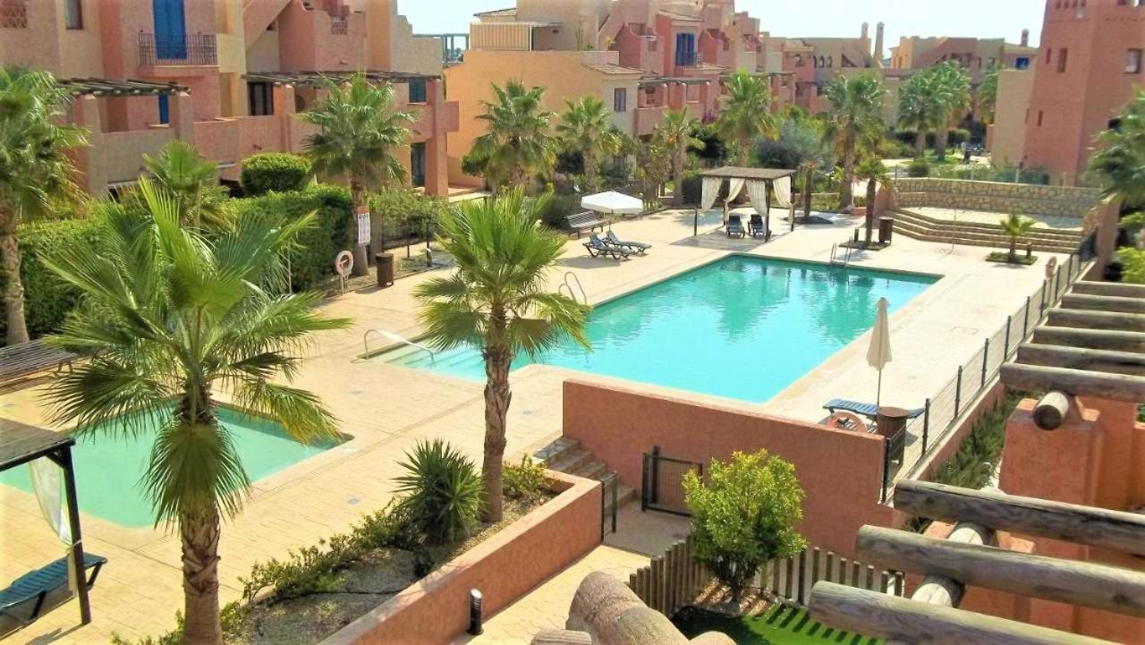 Apto. Urbanización Privada Con Piscina Vera Playa Apartamento *